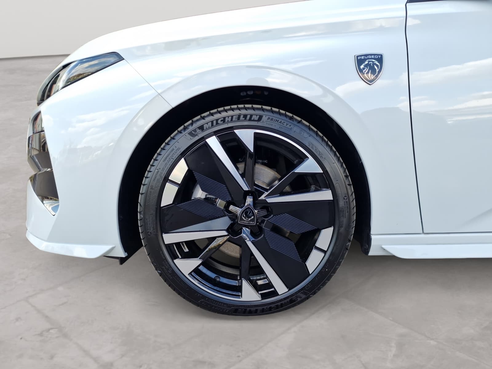 Peugeot 308 - Bild 9