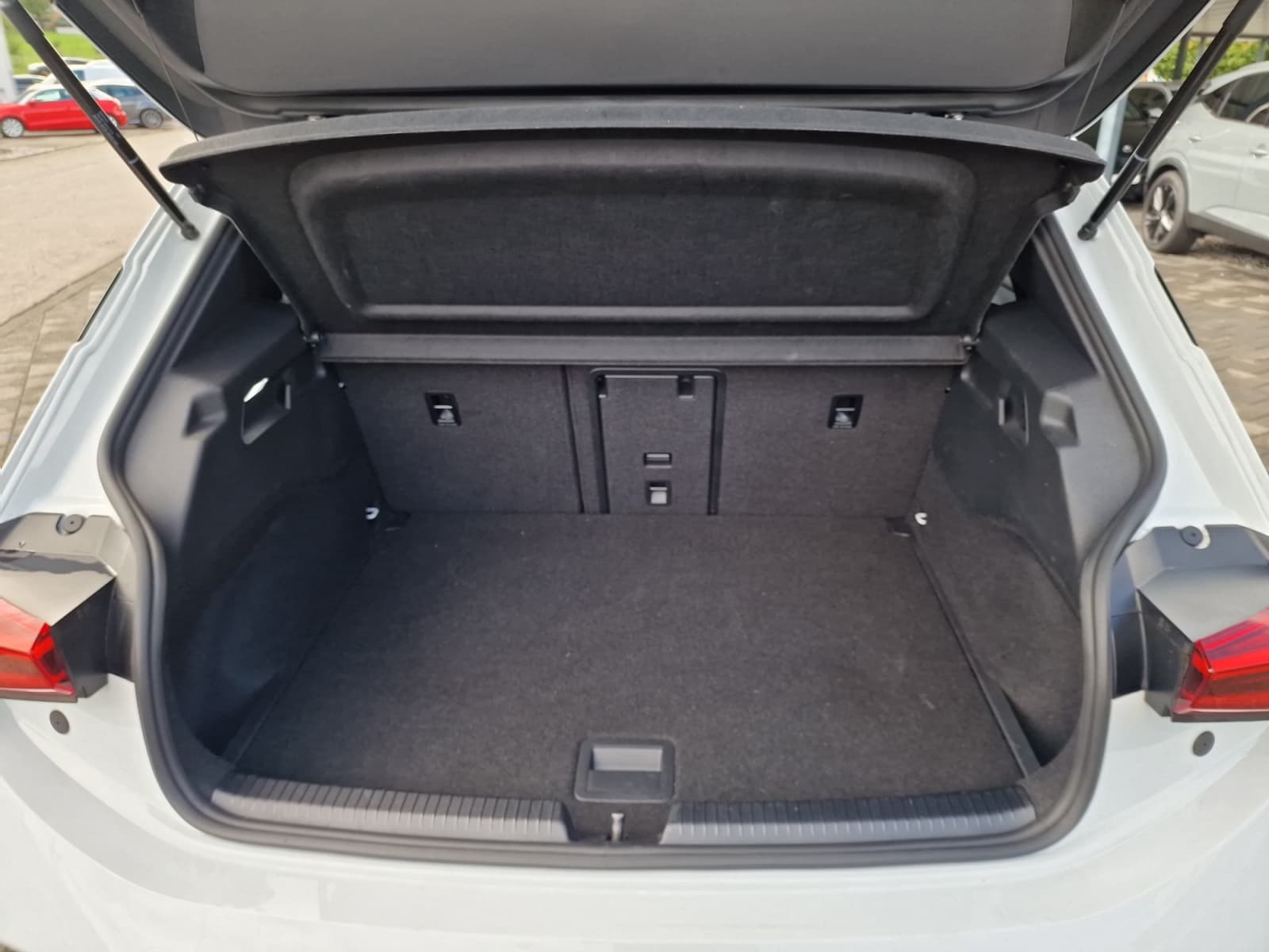 Cupra Born - Bild 25