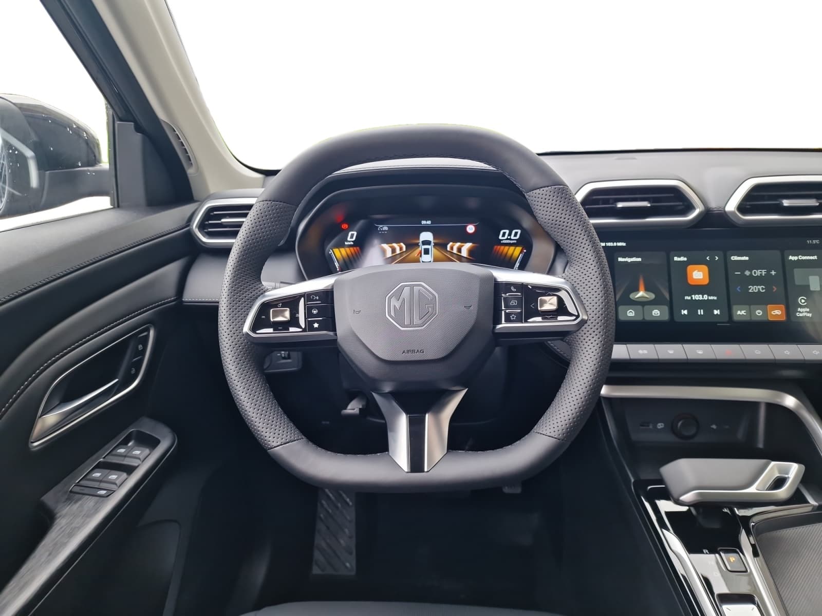 MG ZS - Bild 15