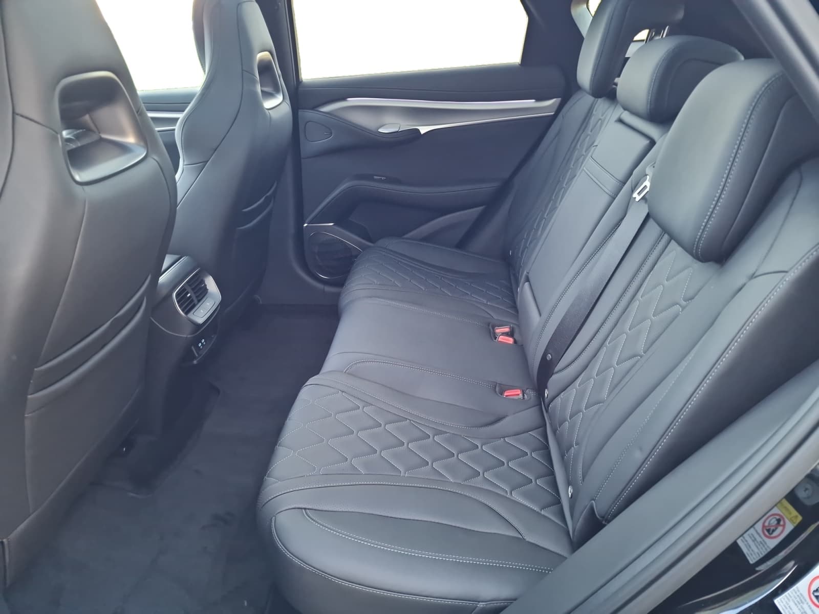 BYD Sealion 7 - Bild 13