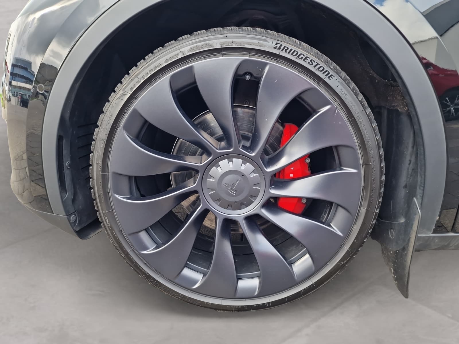 Tesla Model Y - Bild 9