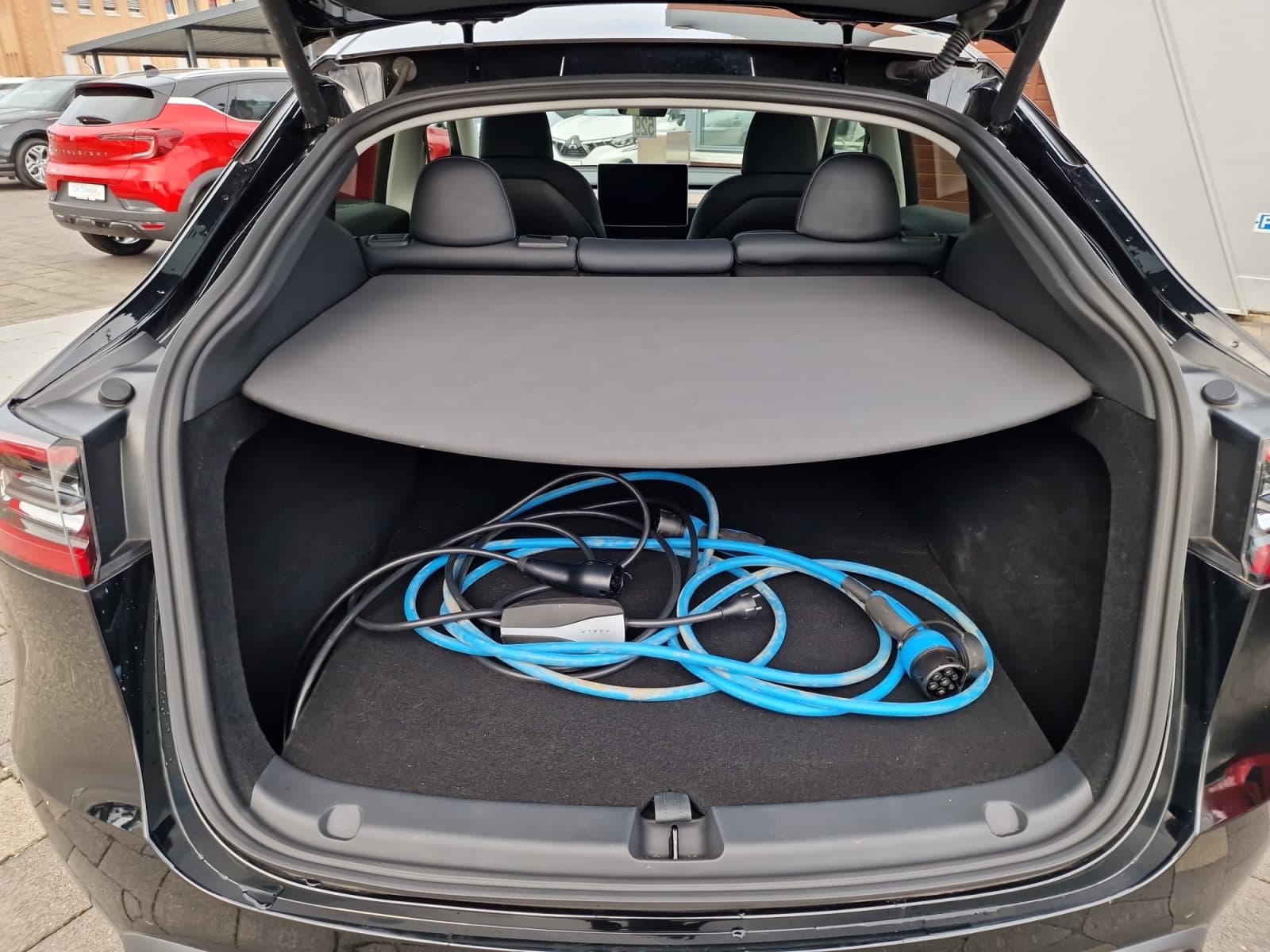 Tesla Model Y - Bild 18