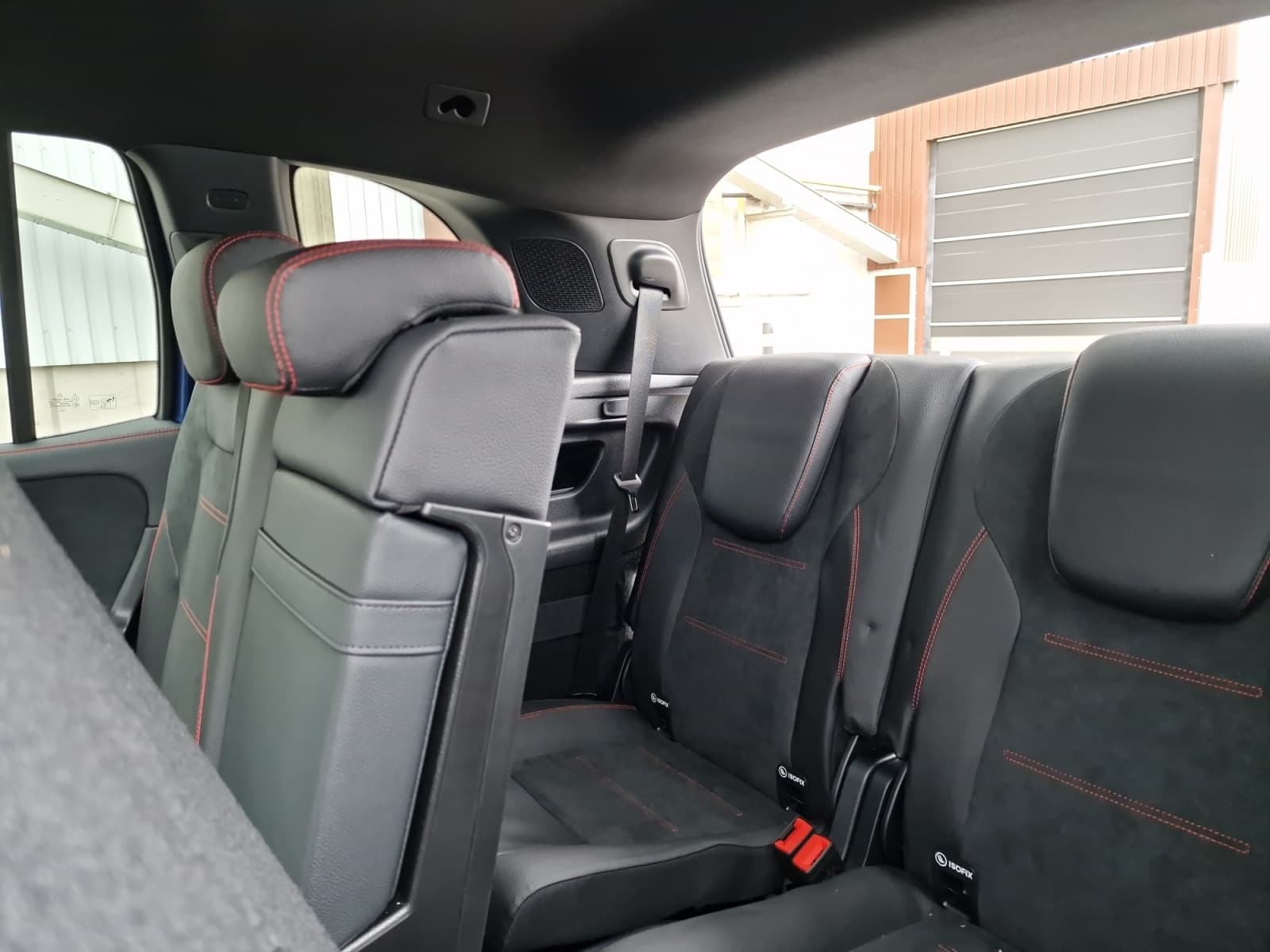 Mercedes Benz GLB 220 - Bild 25
