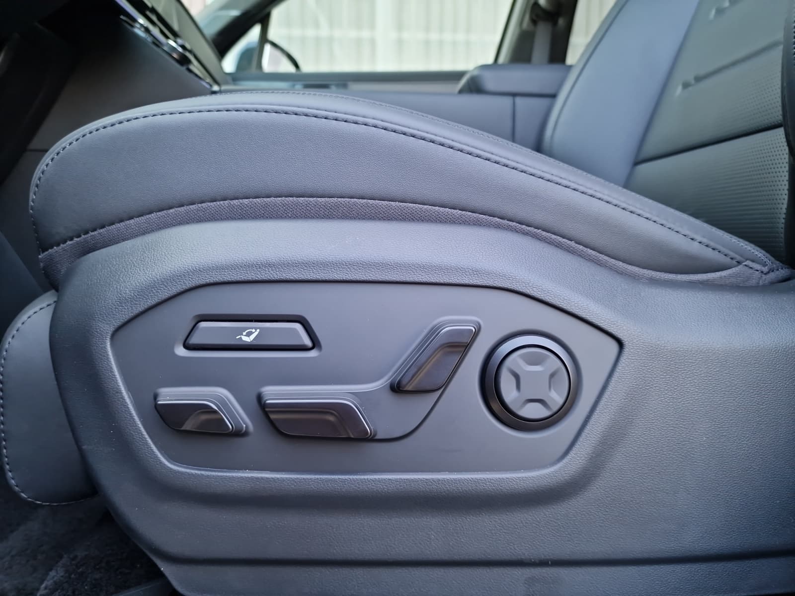 Hyundai Santa FE - Bild 12