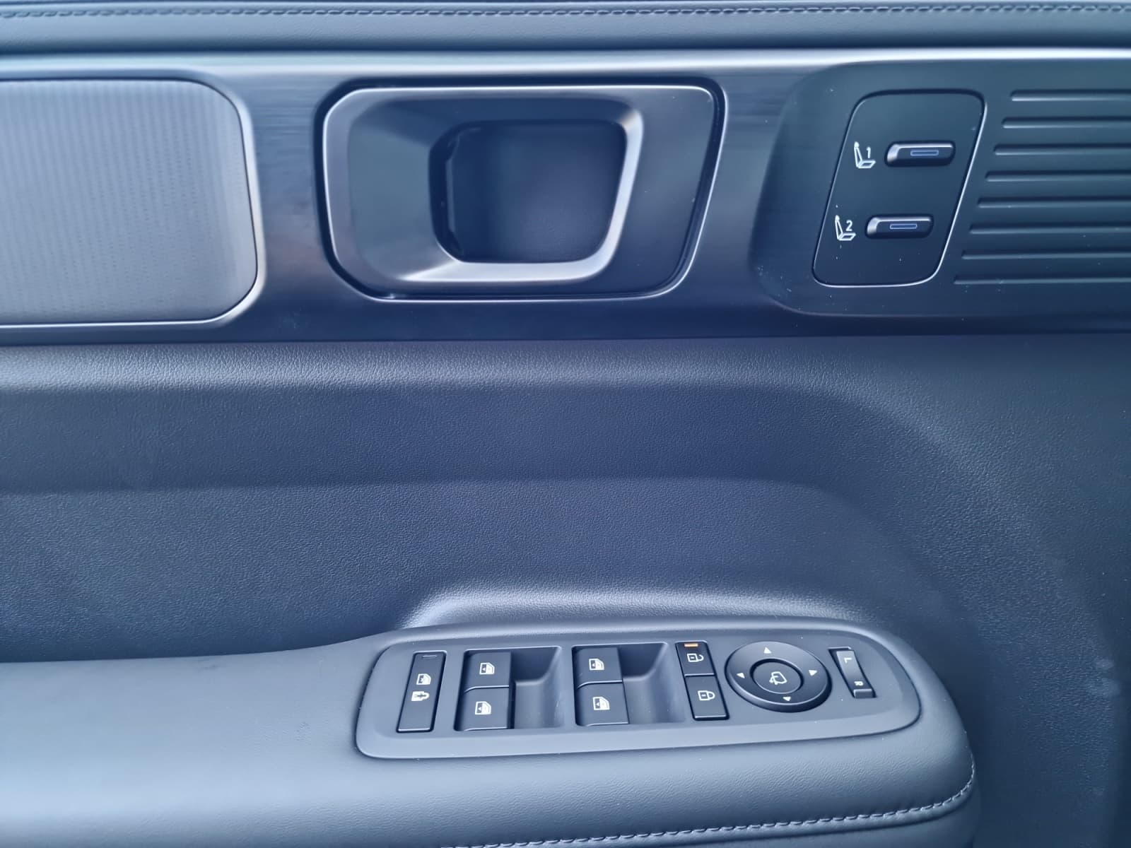 Hyundai Santa FE - Bild 18