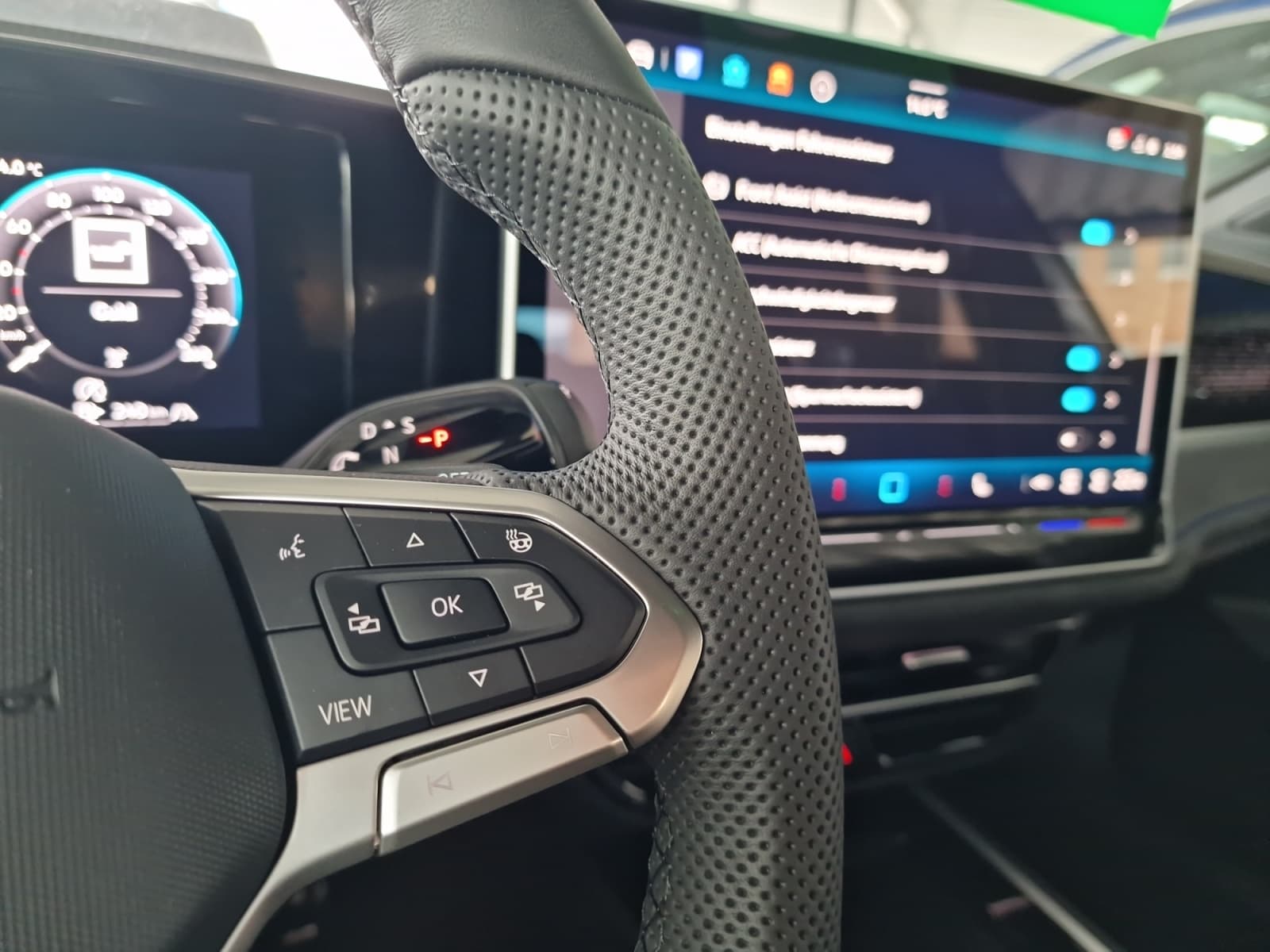 VW Passat - Bild 16