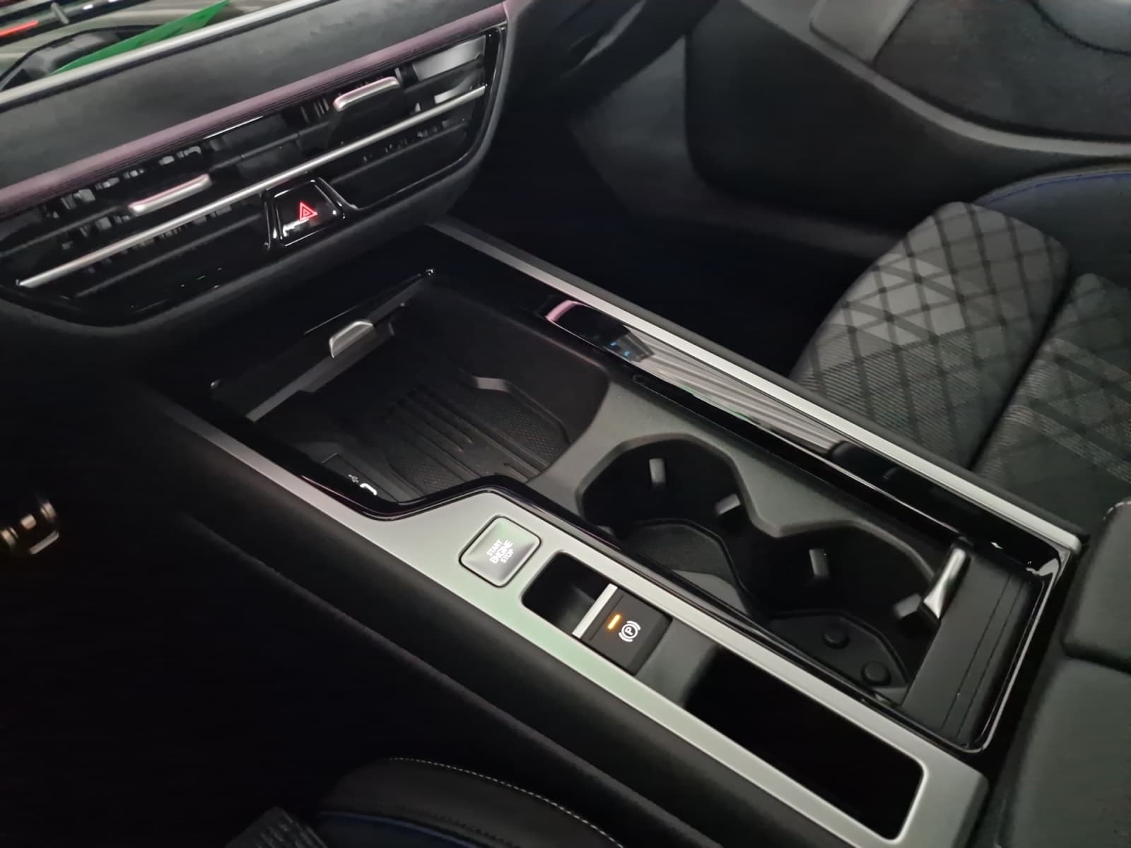 VW Passat - Bild 22