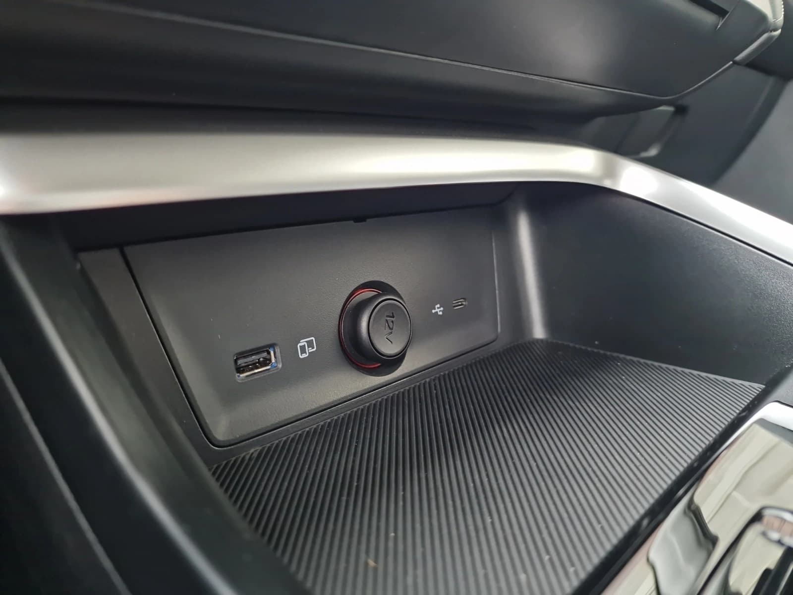 MG ZS - Bild 21