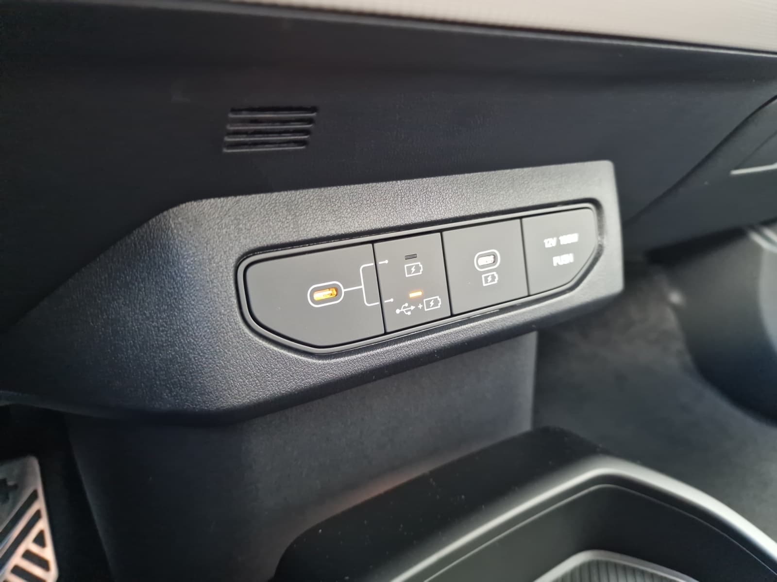 Kia EV4 - Bild 24
