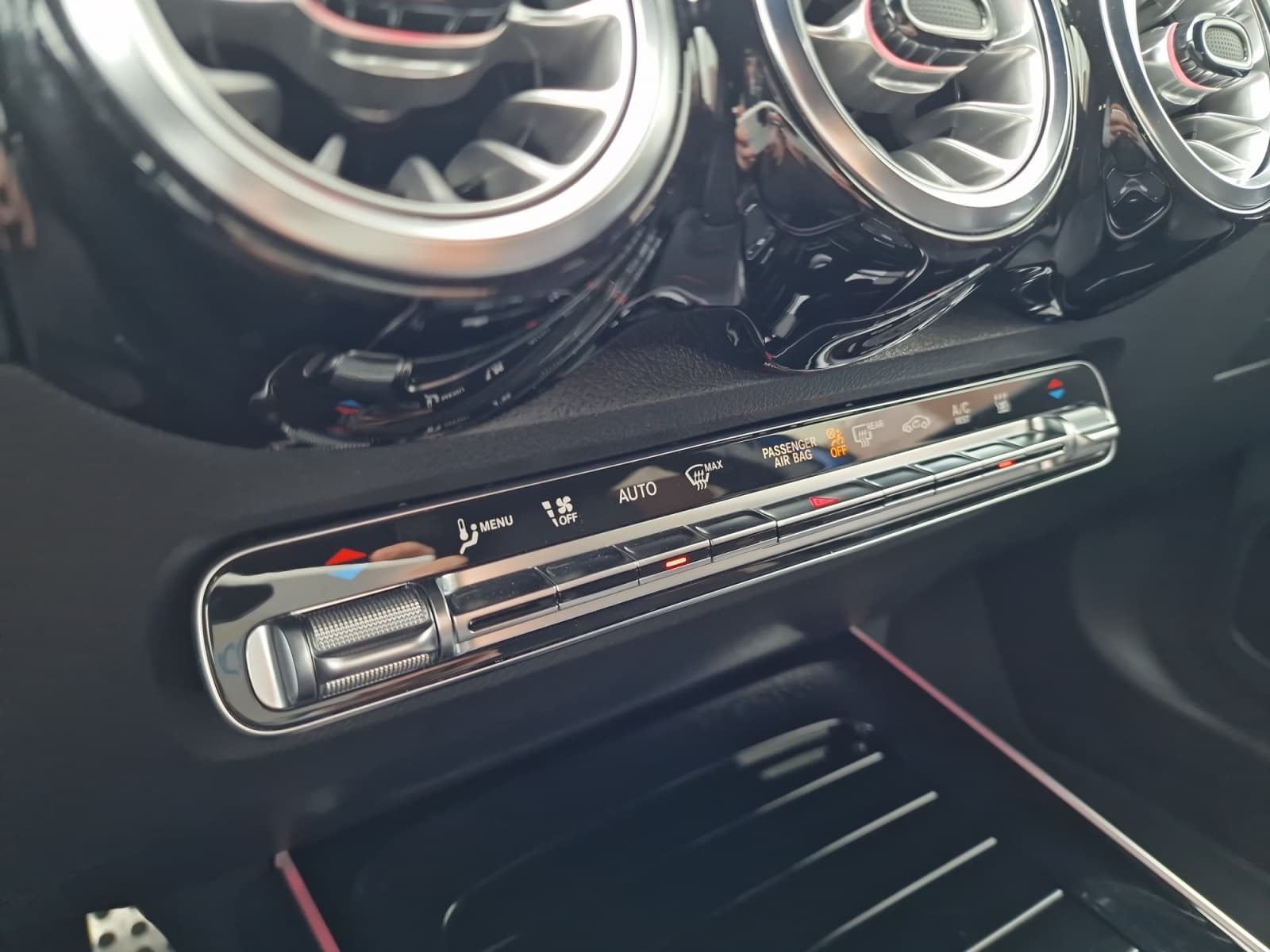 Mercedes Benz GLB 220 - Bild 22