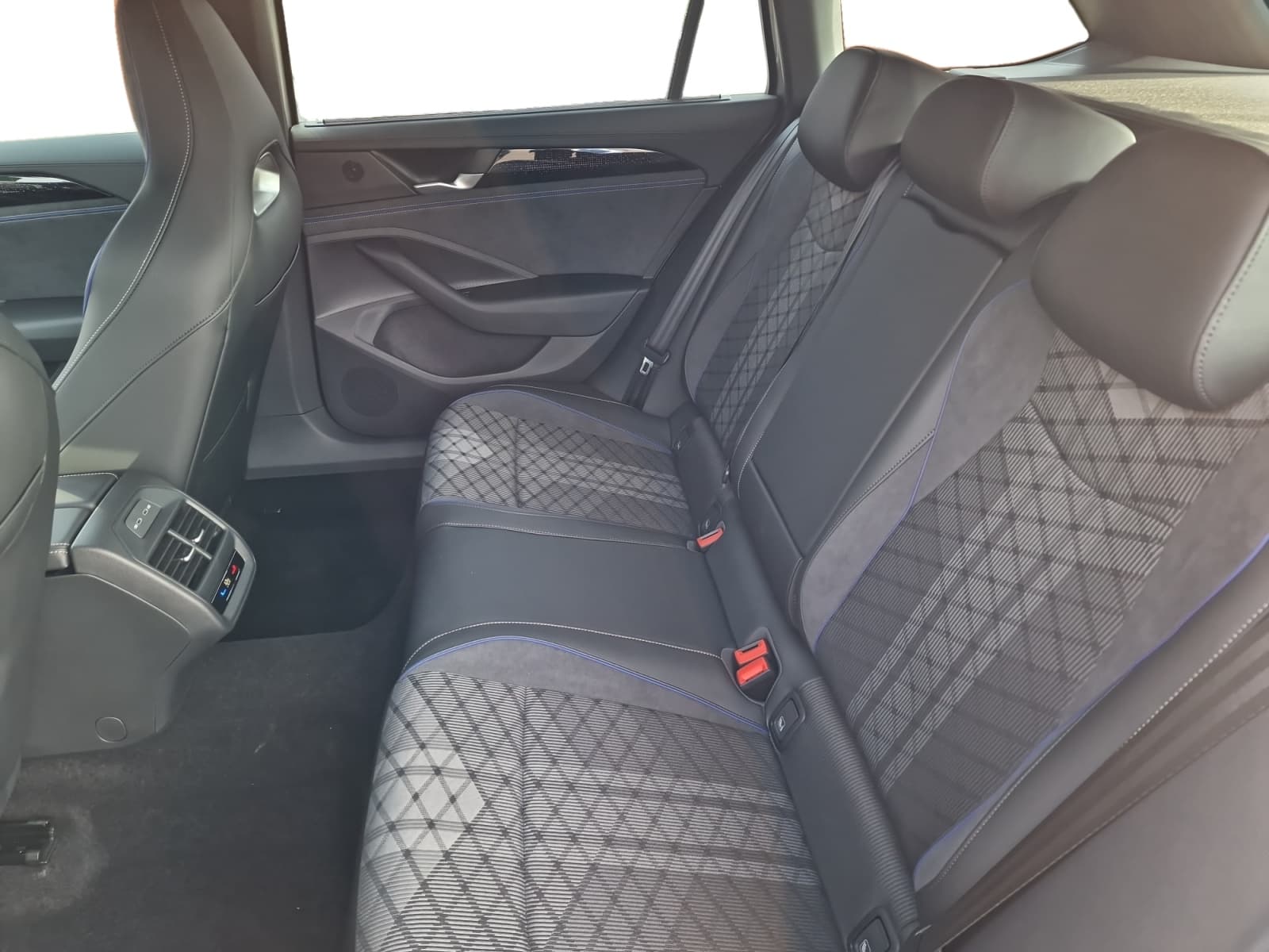 Vw Passat - Bild 19